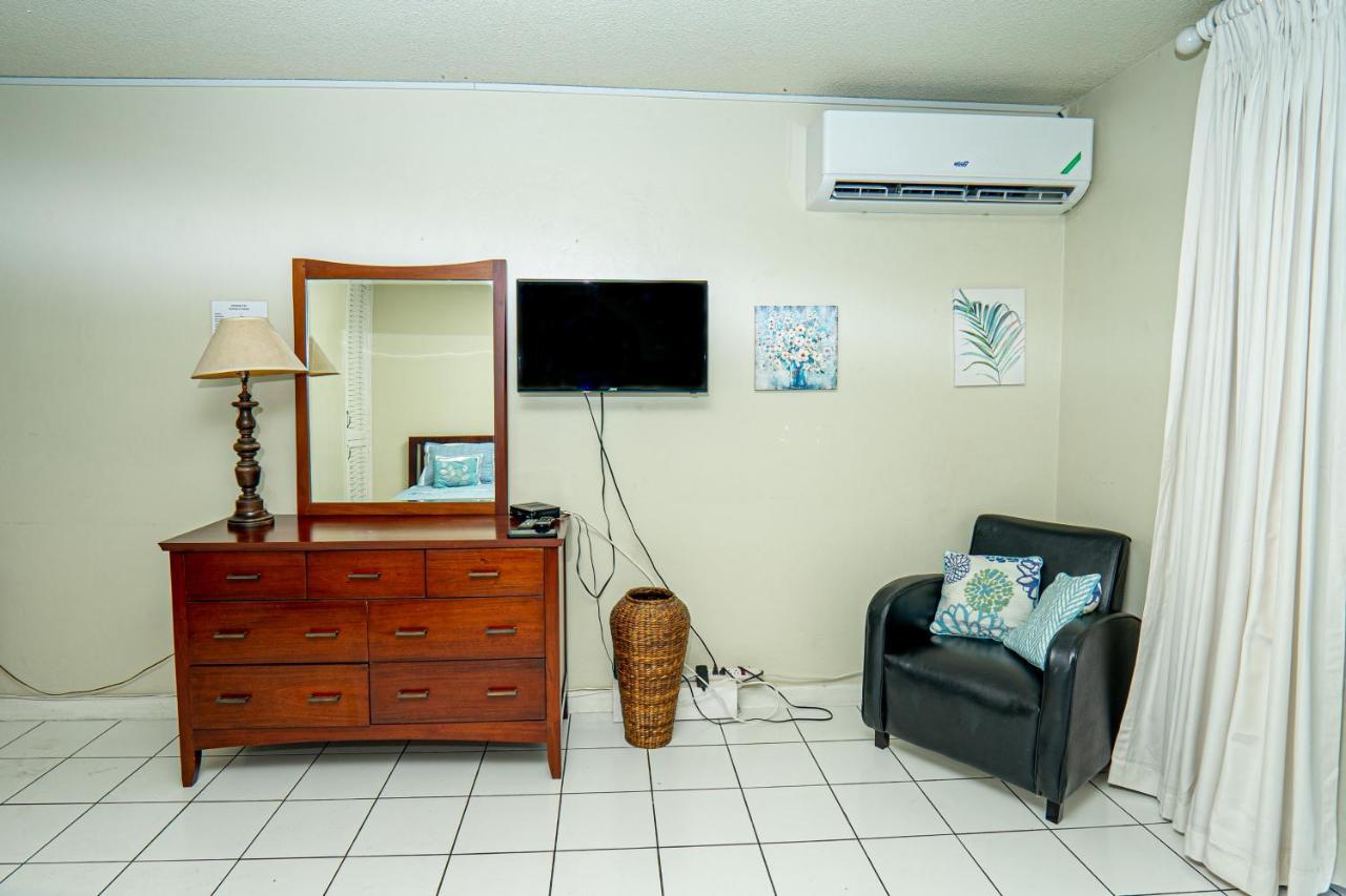 Welcome To Stunning Ocean Views At Studio 503 Montego Bay Exterior photo