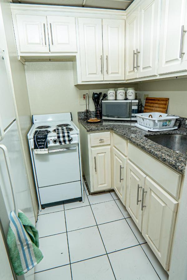 Welcome To Stunning Ocean Views At Studio 503 Montego Bay Exterior photo
