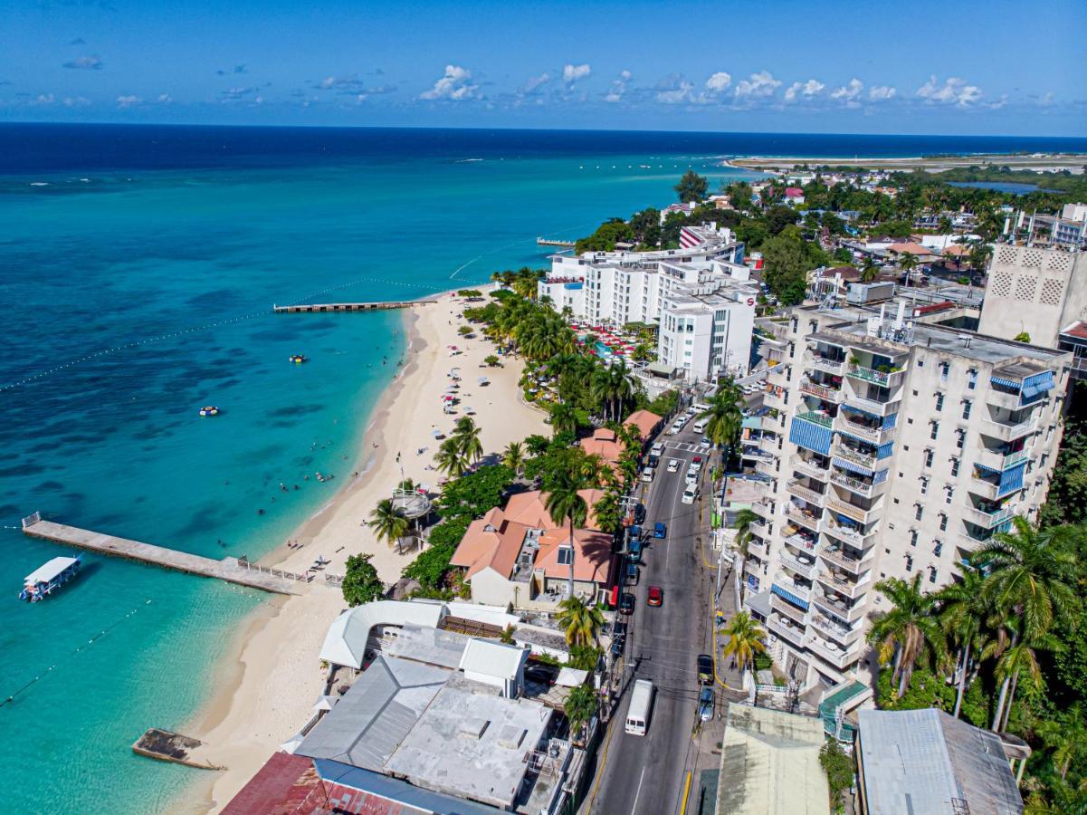 Welcome To Stunning Ocean Views At Studio 503 Montego Bay Exterior photo