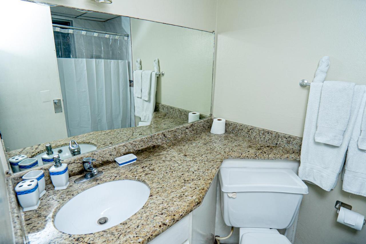 Welcome To Stunning Ocean Views At Studio 503 Montego Bay Exterior photo
